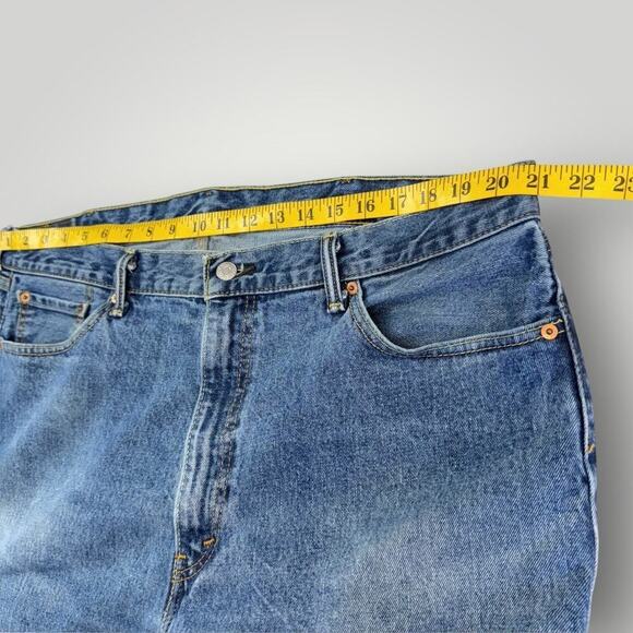 Levi's 505 Original Regular Fit Straight Leg Medium Wash Blue Jeans Size 42X32 - Picture 10 of 15
